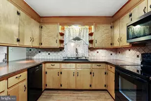 11905 Dormayne Dr, Hagerstown, MD 21742 - Photo 15