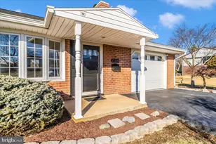 17208 Amber Dr, Hagerstown, MD 21740 - Photo 3