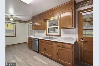 8522 Neck Road, Williamsport, MD 21795 - Photo 5