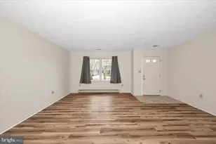 931 W Irvin Ave, Hagerstown, MD 21742 - Photo 5