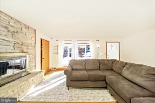 11812 Robinwood Dr, Hagerstown, MD 21742 - Photo 7