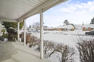 933 Kenwood Dr, Hagerstown, MD 21740 - Photo 5