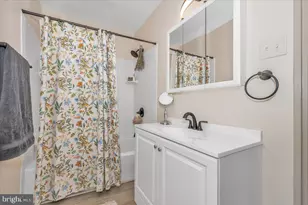 104 Cypress St, Hagerstown, MD 21742 - Photo 37