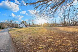 11012 Arnold Ln, Williamsport, MD 21795 - Photo 3