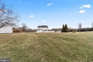 18003 Knoll Dr, Fairplay, MD 21733 - Photo 5