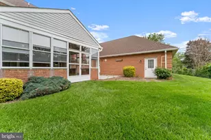 18903 Manchester Dr, Hagerstown, MD 21742 - Photo 35