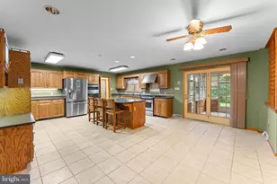 18903 Manchester Dr, Hagerstown, MD 21742 - Photo 27
