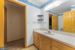 18903 Manchester Dr, Hagerstown, MD 21742 - Photo 59