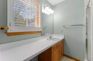 18903 Manchester Dr, Hagerstown, MD 21742 - Photo 13