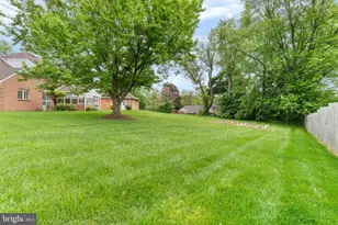18903 Manchester Dr, Hagerstown, MD 21742 - Photo 33