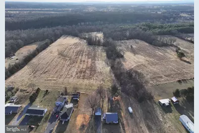 Walnut Point W, Hagerstown, MD 21740 - Photo 9