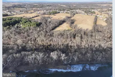 Walnut Point W, Hagerstown, MD 21740 - Photo 23