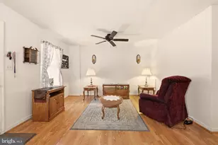 18030 Edith Ave, Maugansville, MD 21767 - Photo 7