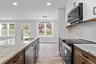 325 Devonshire Rd, Hagerstown, MD 21740 - Photo 17