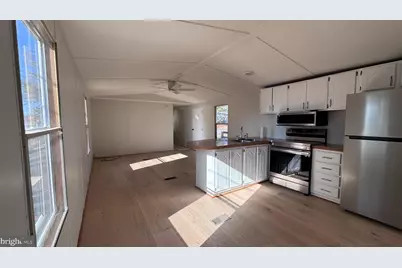 15642 Deer Lodge Dr, Hagerstown, MD 21740 - Photo 11