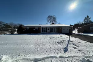 10829 Oak Valley Dr, Hagerstown, MD 21740 - Photo 3