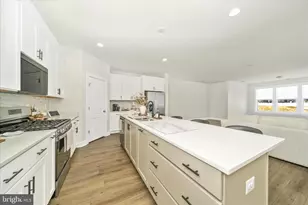 19604 Lavender Ln, Hagerstown, MD 21742 - Photo 9