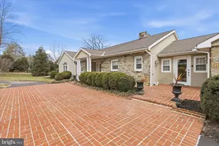 12903 Fountain Head Rd, Hagerstown, MD 21742 - Photo 3
