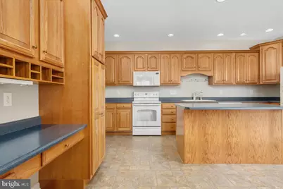 1845 Meridian Drive, Hagerstown, MD 21742 - Photo 9