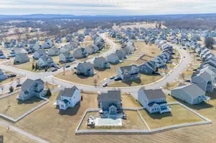 9354 Drumman Dr, Hagerstown, MD 21740 - Photo 3