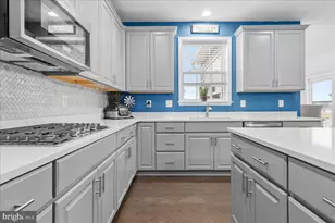 9354 Drumman Dr, Hagerstown, MD 21740 - Photo 17