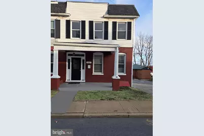 332 Burhans Boulevard E, Hagerstown, MD 21740 - Photo 1