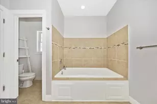 19529 Portsmouth Dr, Hagerstown, MD 21742 - Photo 25