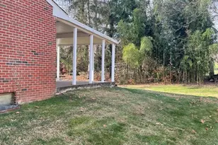 13008 Woodburn Dr, Hagerstown, MD 21742 - Photo 17