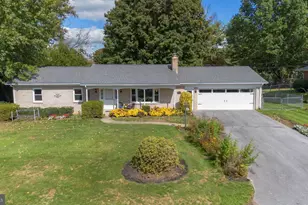8 Brightwood Dr, Hagerstown, MD 21740 - Photo 5