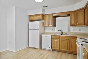 920 Frederick St, Hagerstown, MD 21740 - Photo 11