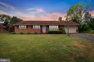 19103 Beacon Ln, Hagerstown, MD 21742 - Photo 3