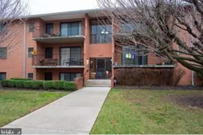 1631 Edgewood Place #104, Hagerstown, MD 21740 - Photo 1