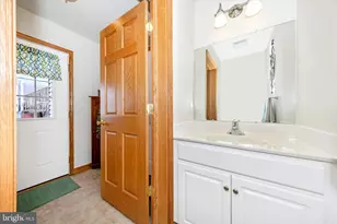 19327 Longmeadow Rd, Hagerstown, MD 21742 - Photo 23