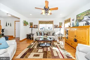 19327 Longmeadow Rd, Hagerstown, MD 21742 - Photo 9