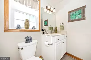 19327 Longmeadow Rd, Hagerstown, MD 21742 - Photo 27