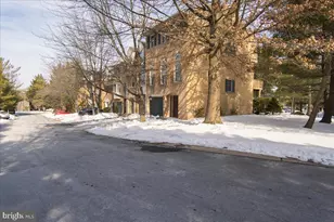 1015 Lindsay Ln, Hagerstown, MD 21742 - Photo 3