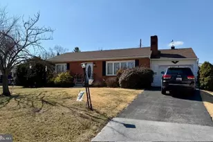 1429 Glenwood Ave, Hagerstown, MD 21742 - Photo 1