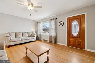 217 Woodpoint Ave, Hagerstown, MD 21740 - Photo 5