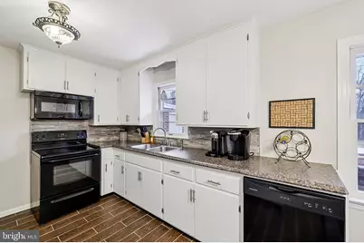 217 Woodpoint Avenue, Hagerstown, MD 21740 - Photo 9