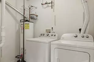 2029 Windsong Dr, Hagerstown, MD 21740 - Photo 11