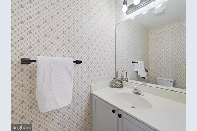 1185 Lindsay Lane, Hagerstown, MD 21742 - Photo 23