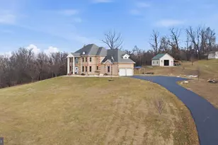 21111 Greenbrier Rd, Boonsboro, MD 21713 - Photo 3