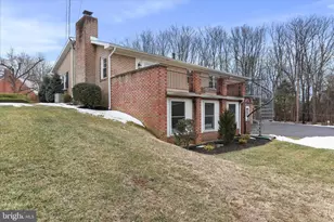 11800 Bradford Dr, Hagerstown, MD 21742 - Photo 3