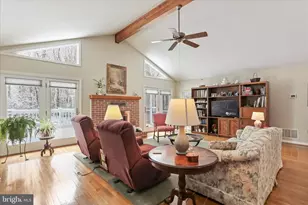 19431 Maggies Ct, Boonsboro, MD 21713 - Photo 11