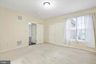 624 Trafalgar Dr, Hagerstown, MD 21742 - Photo 11