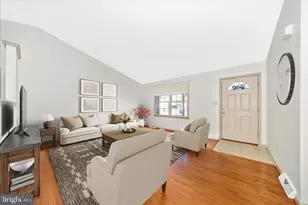 223 Montclair Ct, Hagerstown, MD 21742 - Photo 3