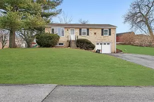 16835 Petmar Cir, Hagerstown, MD 21742 - Photo 3