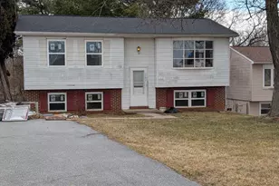 129 Catawba Pl, Hagerstown, MD 21742 - Photo 1