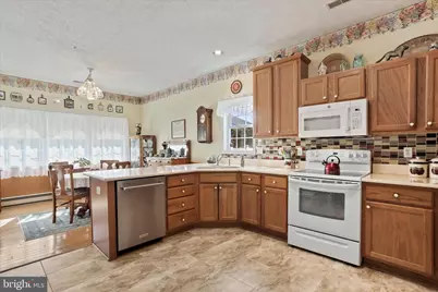 340 Sunbrook Lane, Hagerstown, MD 21741 - Photo 17