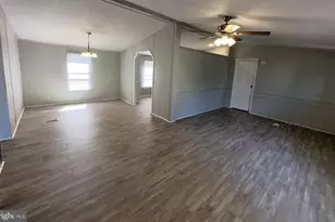 16904 Pickwick Ln, Hagerstown, MD 21740 - Photo 7